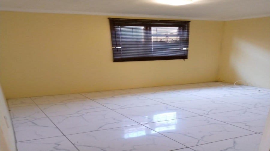 3 Bedroom Property for Sale in Victoria Mxenge Western Cape